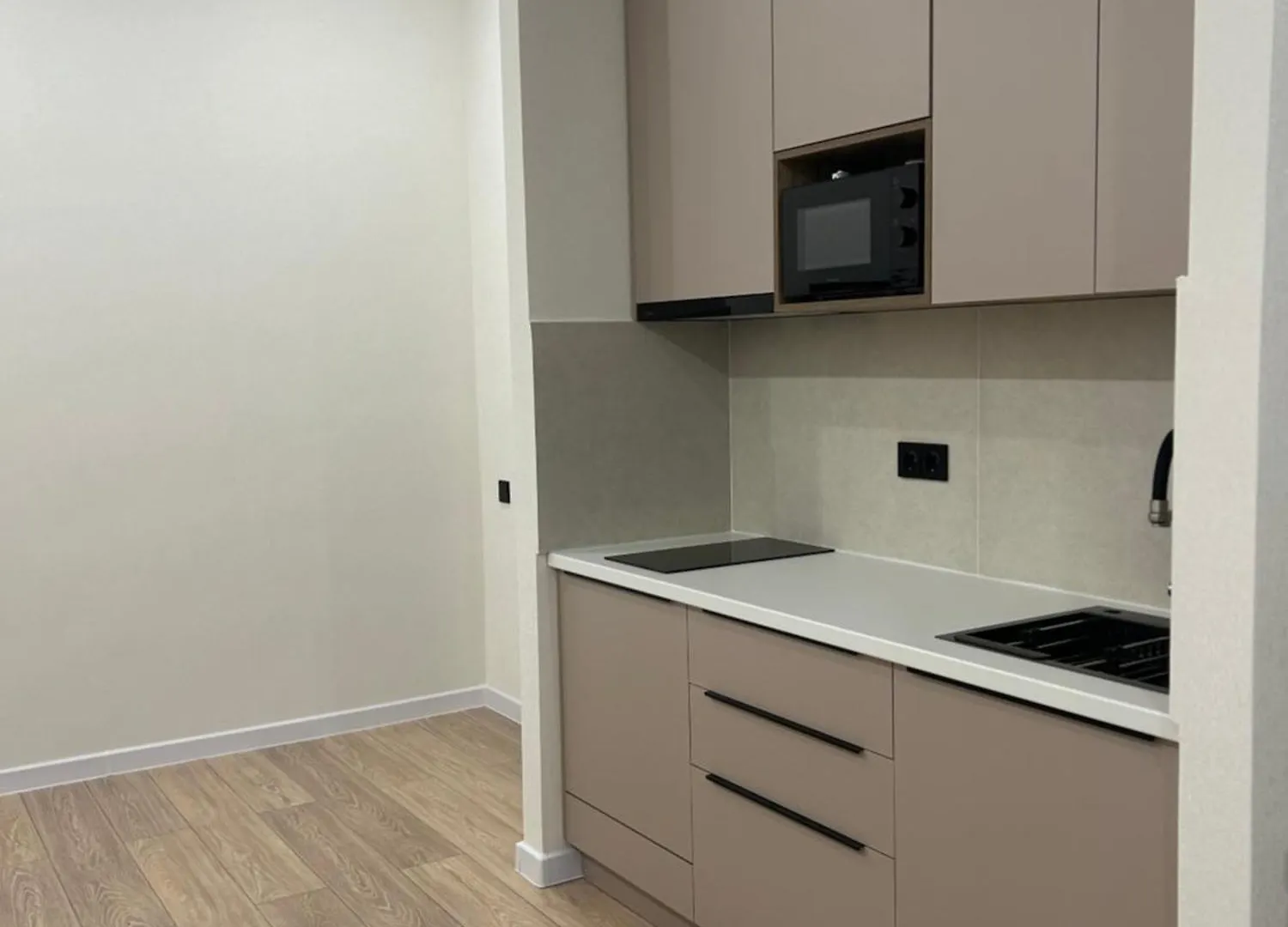 Евро Двухкомнатная Квартира В Районе Хан Шатыра Apartment